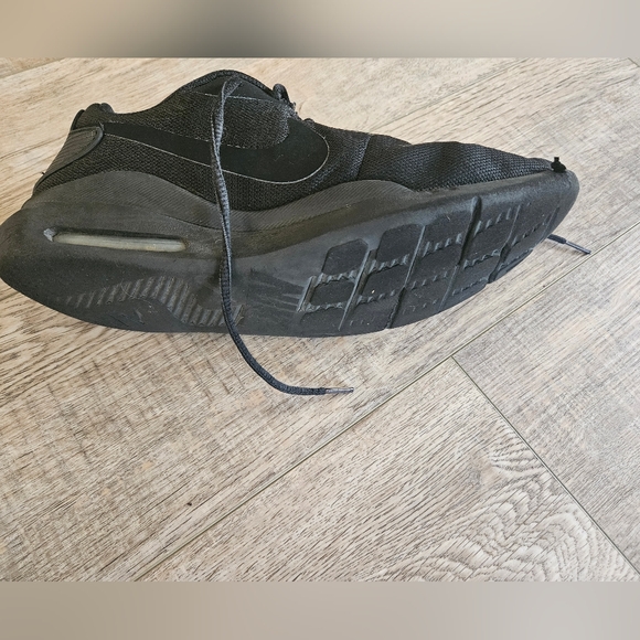 Nike Air Max Oketo Triple Black Mesh Running Shoe Mens Size 11 - Picture 8 of 15